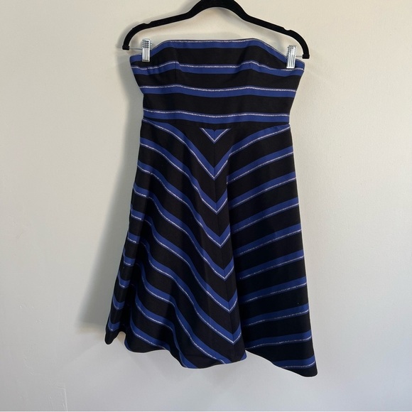 *NEW* Halston Heritage Strapless Metallic Stripe Fit Flare Dress - Picture 5 of 11